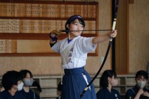 -300x200 関関戦すべての試合で白星をつかみ圧勝！